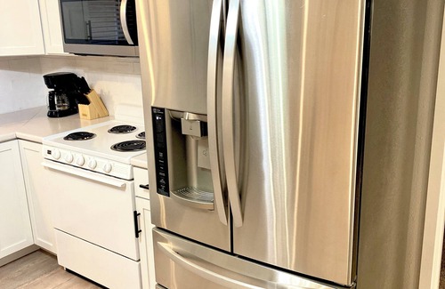 Cedar Rapids - Iowa City Apartment | Charming 1-bedroom apartment in Cedar Rapids