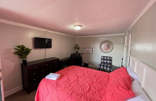 Westgate Hotel | Charming 1 Bedroom/1 bath hotel room