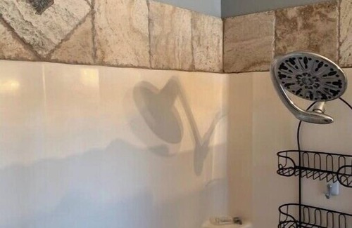 Costa Mesa Villa | Charming 1-bedroom villa in Costa Mesa with WiFi and fitness room