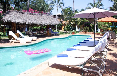 Brisas de Zicatela Apartment | Charming 1 BR Apartment w/terrace, ionization pool system,1min walk to beach