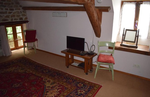 Saint-Pierre-Maubant-du-Bocage House | Charming 17th Century Normandy Longere in Valdallière, Calvados
