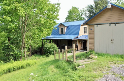 Widnoon House | Charming 1920s Hillside Home Overlooking Valley and Rails-To-Trails