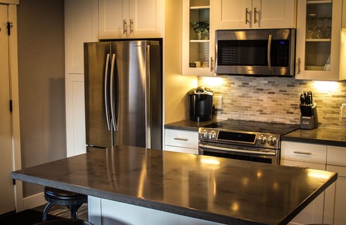 Park City Condo | Charming 1BR Ski Getaway - Walk to Lifts - Canyons Village, Park City Resort