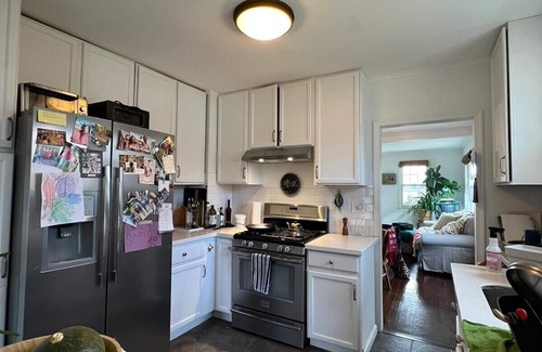 Atlantic Highlands House | Charming 2-bedroom house in Atlantic Highlands close to beach, WiFi, AC.