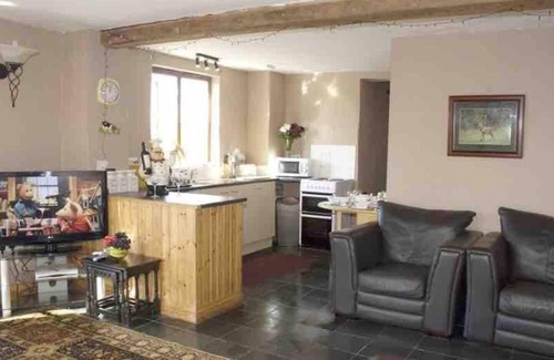 Exmoor National Park Apartment | Charming 2-Bed Apartment on Exmoor
