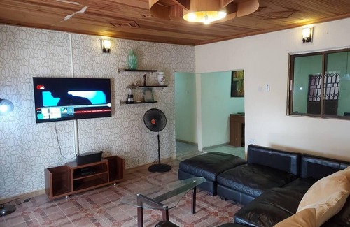 Benin City Cottage | Charming 2-Bed Cottage in Benin City