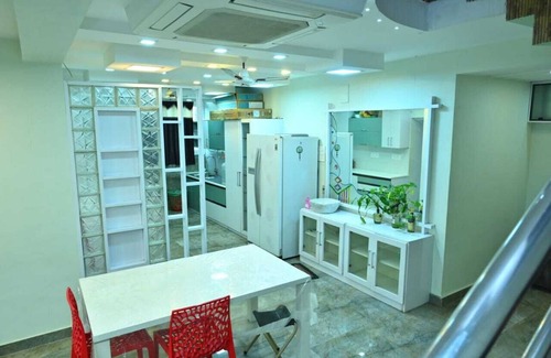 Visakhapatnam Apartment | Charming 2-bedroom apartment in enchanting Visakhapatnam with WiFi, AC