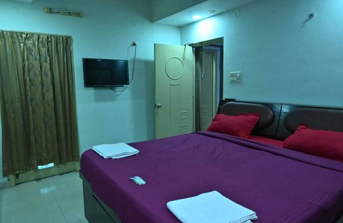 Visakhapatnam Apartment | Charming 2-bedroom apartment in enchanting Visakhapatnam with WiFi, AC