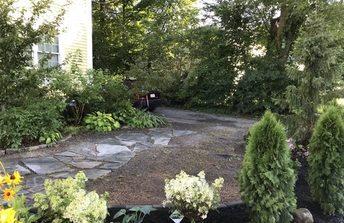 Canton Apartment | Charming 2 Bedroom, 1 Bath Rose Tree Apt. close to SLU Canton, NY