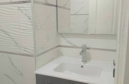 Hivernage Apartment | Charming 2-bedroom apartment in fabulous Marrakech with AC