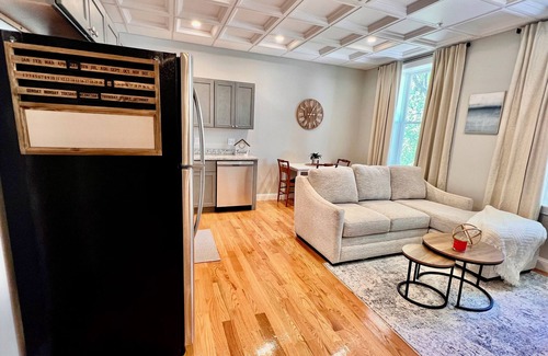Taunton Apartment | Charming 2-bedroom apartment in Taunton with WiFi, AC