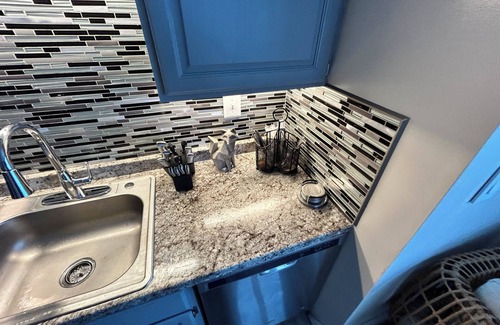 Winchester Apartment | Charming 2-bedroom apartment in welcoming Winsted with WiFi, AC