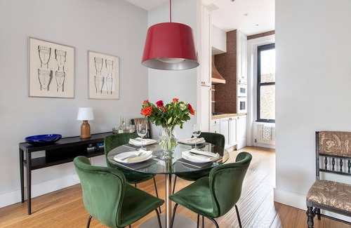 Parsons Green and Walham Apartment | Charming 2 bedroom apartment in the affluent Chelsea area, by London Perfect