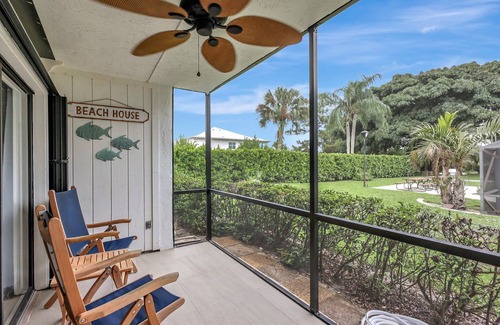 Stuart Condo | Charming 2-Bedroom Apartment fully renovated in peaceful Stuart