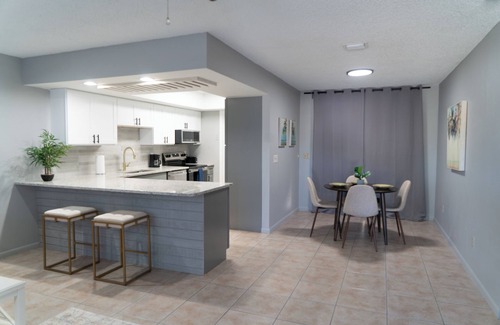San Carlos Park House | Charming 2-bedroom bungalow minutes to RSW, FGCU and Miramar Outlets