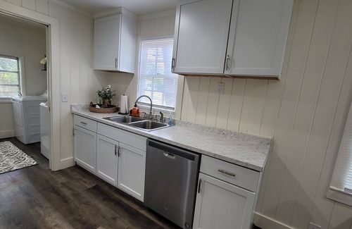 Enterprise Cottage | Charming 2-bedroom cottage with WiFi and AC in serene Enterprise
