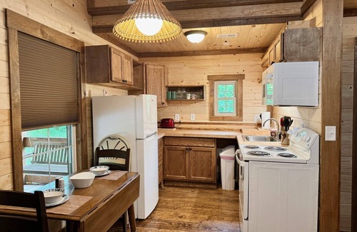 Pickens Cabin | Charming 2-bedroom cabin in beautiful mountains of Pickens, SC.