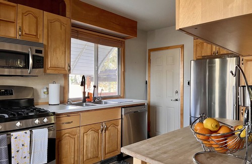 South Lethbridge House | Charming 2-Bedroom Home Near Hospital