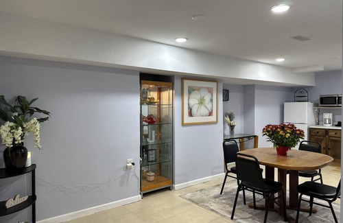 St. Charles House | Charming 2-bedroom house in wonderful St. Charles with AC, WiFi