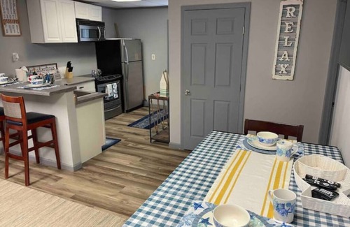 Chalmette House | Charming 2-bedroom house in amazing Chalmette with WiFi, ACnGator