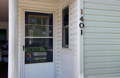 The Villages House | Charming 2-bedroom house in serene Lady Lake Villages home with AC