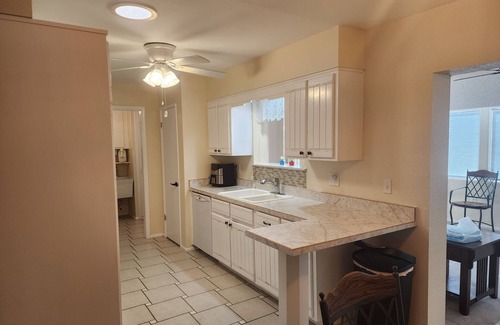 Sun City House | Charming 2-bedroom House with WiFi and AZ Room in Fabulous Sun City