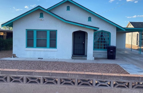 Safford House | Charming 2-bedroom house in Safford, AZ with AC, Wi-Fi
