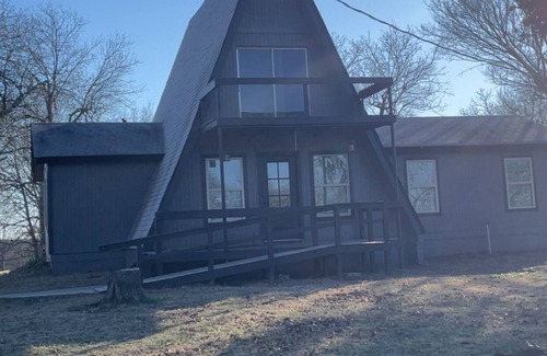 Sapulpa House | Charming 2-bedroom house with WiFi, AC in delightful Sapulpa