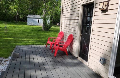 Windsor House | Charming 2-bedroom house with WiFi, AC in delightful Windsor.