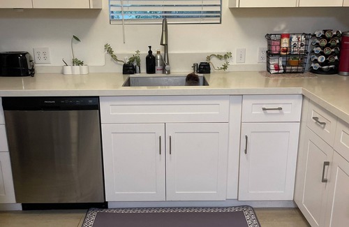 Yucaipa House | Charming 2-bedroom house in Yucaipa with WiFi, AC