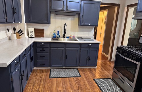 Kokomo House | Charming 2-bedroom house in Kokomo w/WiFi, AC, Hot tub