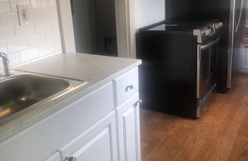 Chestnut Hill House | Charming 2-bedroom in heart of Wedgewood Houston