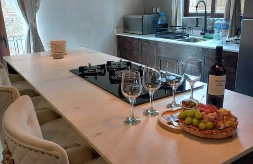 Santeagueda Apartment | Charming 2-bedroom apartment in wonderful Val'Quirico with WiFi. Pet Friendly.