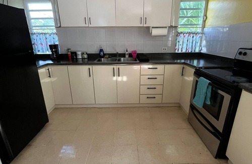 Monte Grande Apartment | Charming 2-bedroom Apartment with Jacuzzi, AC, WiFi in Monte Grande