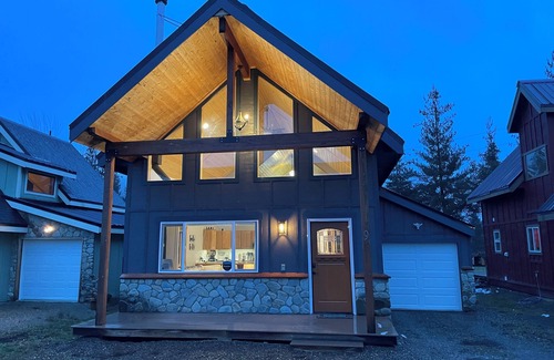 Clark Fork House | Charming 2-bedroom retreat Chalet Soleil au Lake Pend Oreille!
