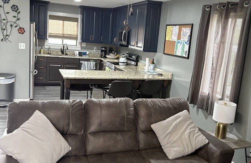 Monroe City Condo | Charming 2-bedroom 2-bath condo with WiFi in Monroe City by Mark Twain Lake