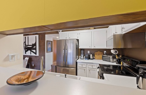 Uptown Design District Condo | Charming 2-bedroom condo in serene Uptown North Palm Springs!