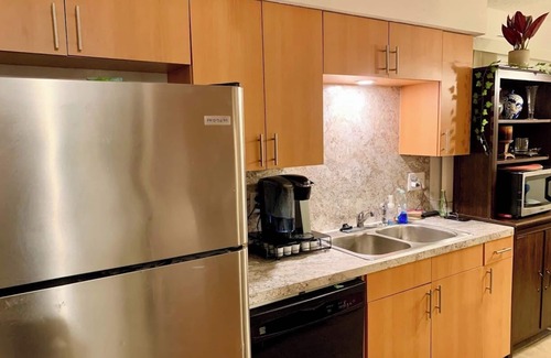 North Austin Civic Association Villa | Charming 2-bedroom villa in pleasant Austin with WiFi, AC