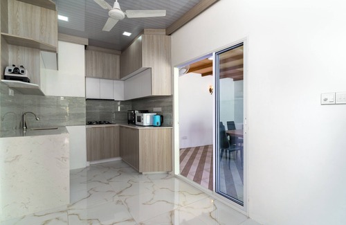 Rasdhoo Apartment | charming 2-room apartment offers the perfect retreat for families and friends.