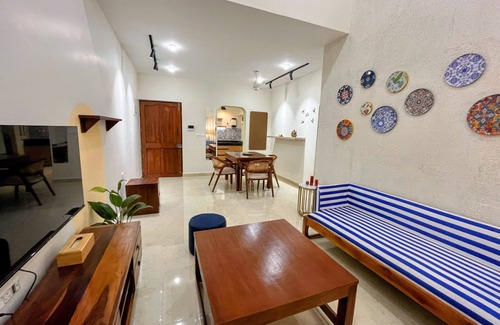 Bambolim Apartment | Charming 2BHK apartment with WiFi, AC in Bambolim, Near the Beach & Grand Hyatt