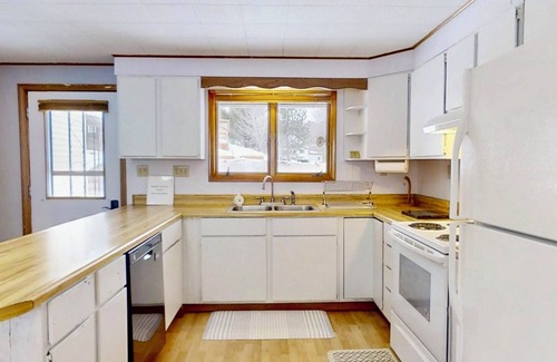 Lake Linden House | Charming 3-bedroom, 1 Murphy Bed in Hubbell AC, WiFi, Pinball, Trailside, Deck