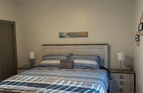 Scottsboro Cabin | Charming 3-bedroom cabin with WiFi, AC in soothing Scottsboro