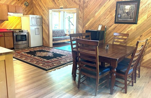 Ojibwa Cabin | Charming 3-bedroom cabin in beautiful Ojibwa