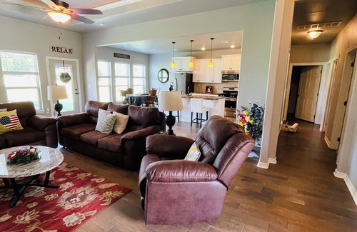 Verdigris House | Charming 3-bedroom country oasis on 3 acres!