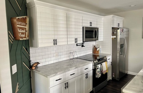 North Nashville Cottage | Charming 3-bedroom cottage in welcoming Nashville with WiFi, AC
