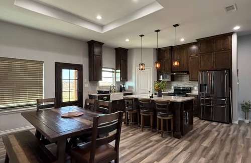 Valley View Other | Charming 3-bedroom farmhouse with WiFi, AC in scenic Valley View