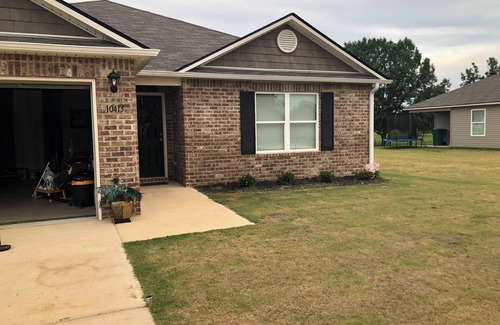 Tuscaloosa House | Charming 3-bedroom house with AC and WiFi in lovely Tuscaloosa