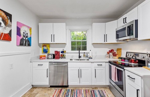 North Chesterfield House | Charming 3-bedroom house with WiFi and AC in welcoming Richmond