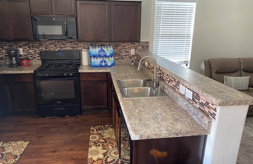 Tuscano House | Charming 3-bedroom house with AC, WiFi in serene Tolleson