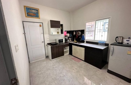 San Sai House | Charming 3-bedroom house with AC, WiFi in lovely Chiang Mai